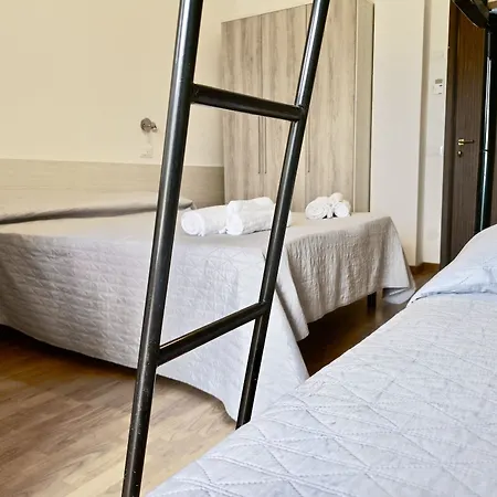 Ξενοδοχείο Kursaal 3*